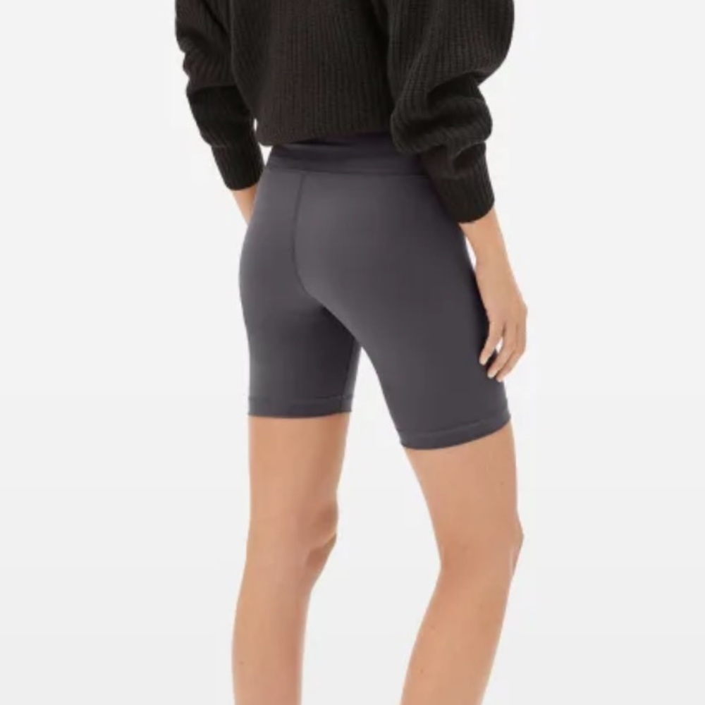 Everlane Perform Bike Shorts NWT